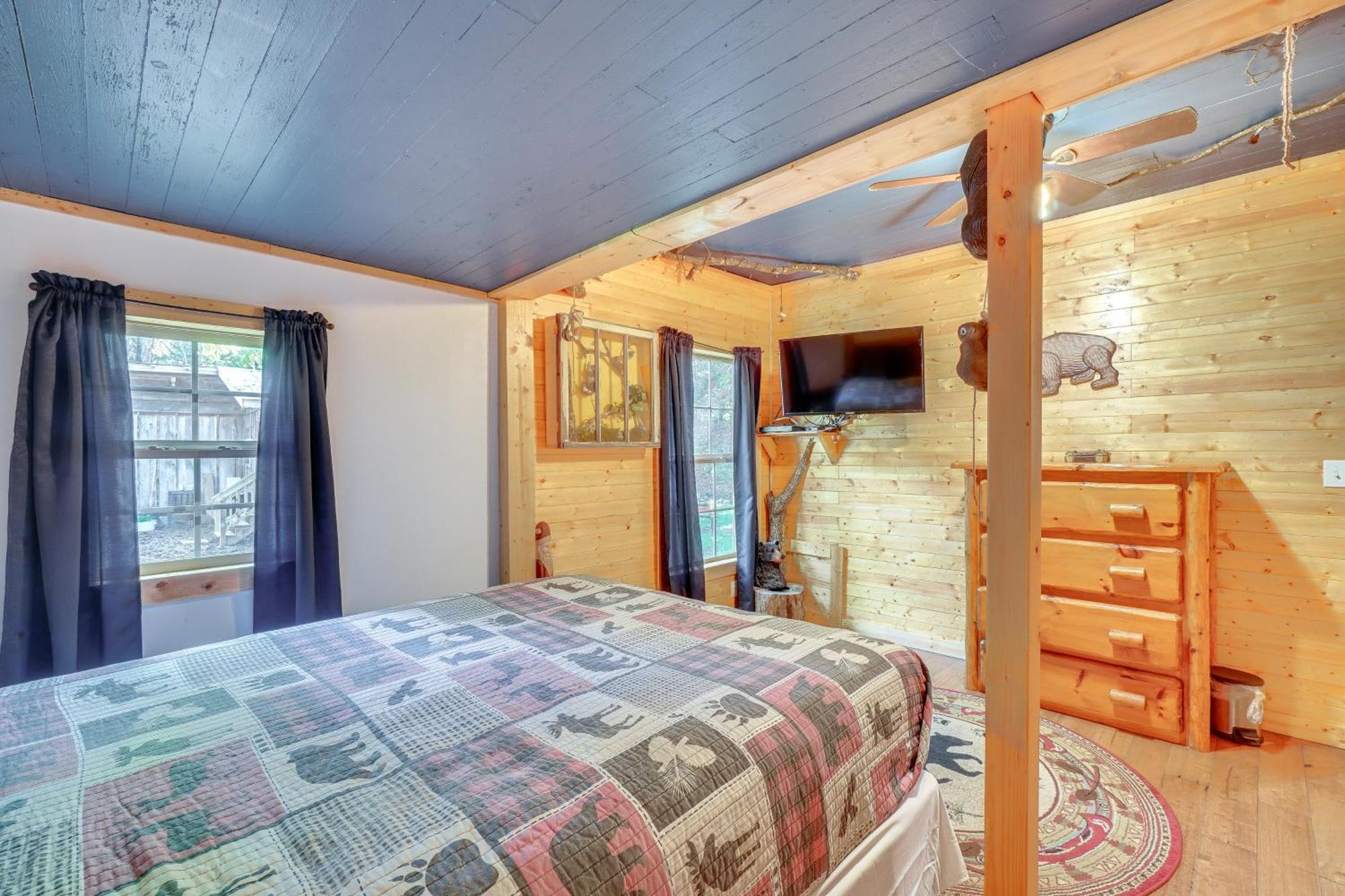 Just Fur Relaxin Sevierville Cabin With Hot Tub! Exteriör bild