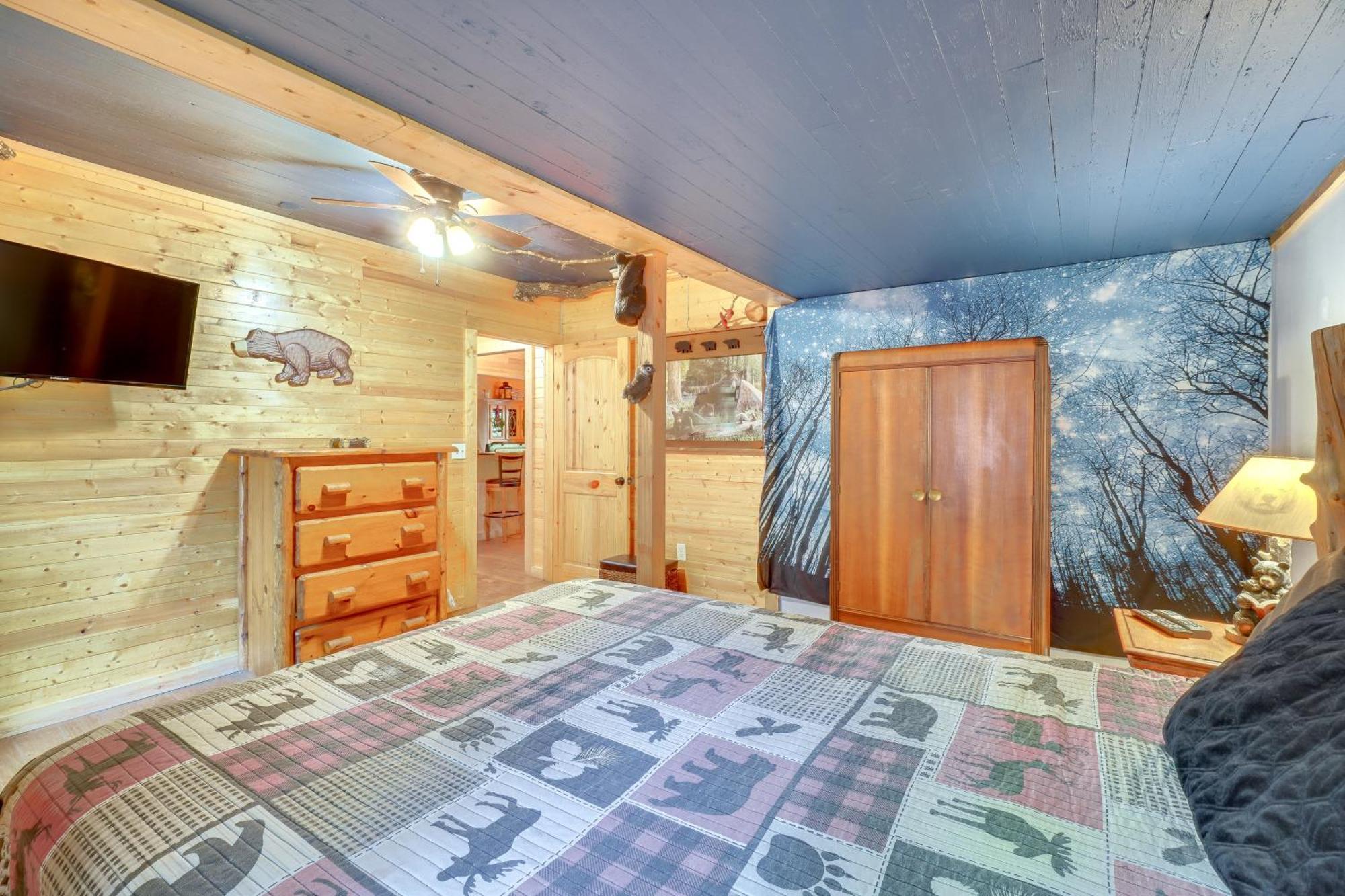 Just Fur Relaxin Sevierville Cabin With Hot Tub! Exteriör bild